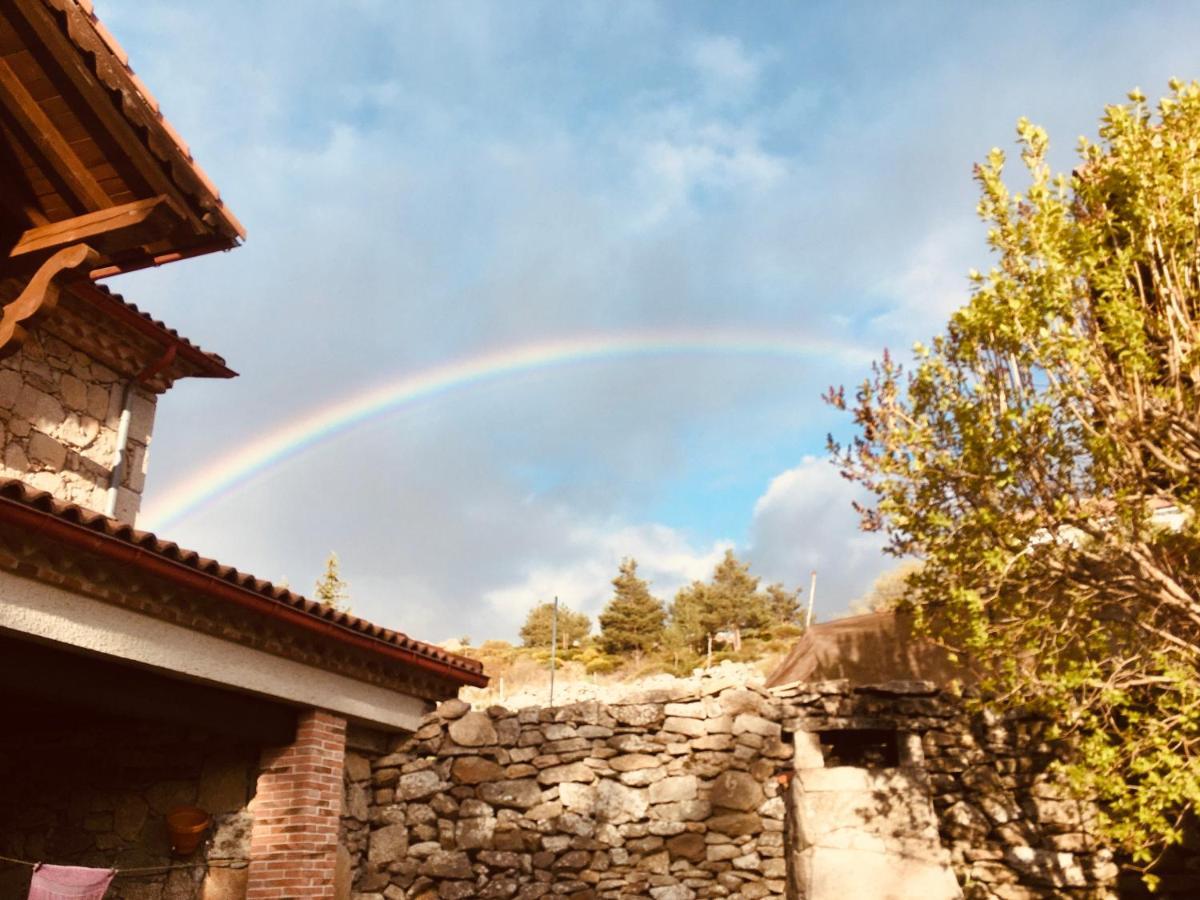 Artesano I Y III Guest House Navarredonda de Gredos Bagian luar foto