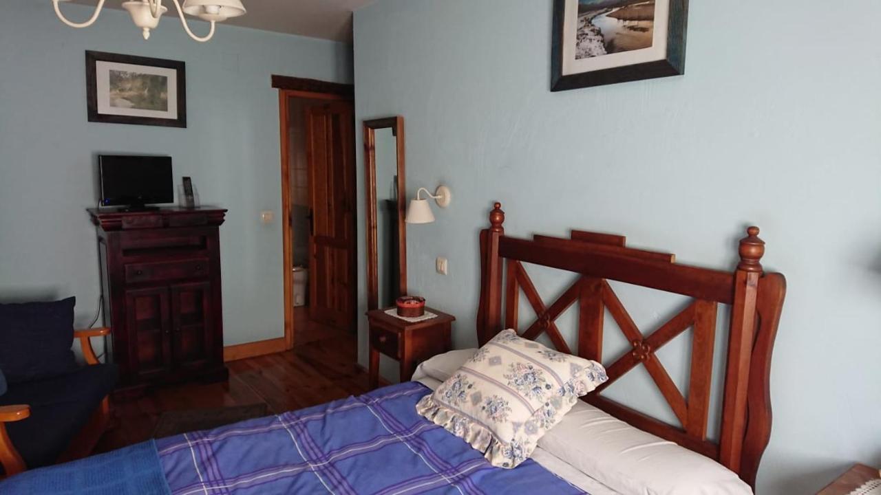 Artesano I Y III Guest House Navarredonda de Gredos Bagian luar foto