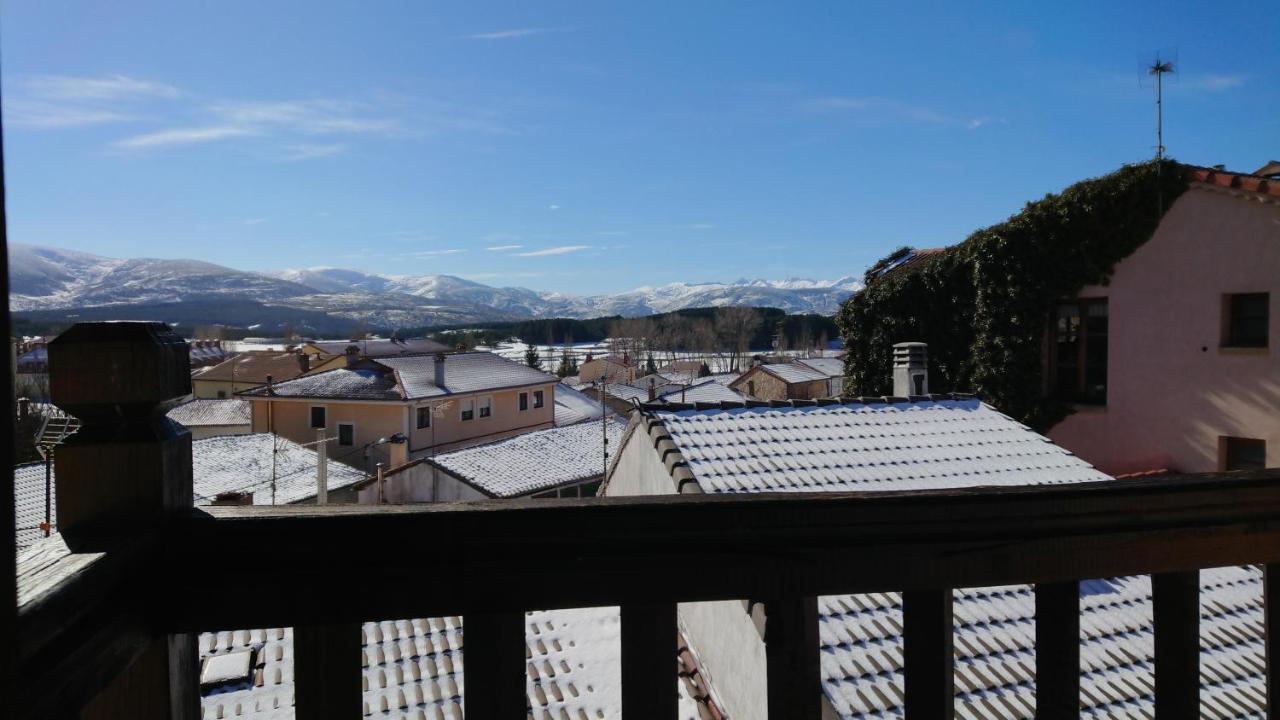 Artesano I Y III Guest House Navarredonda de Gredos Bagian luar foto