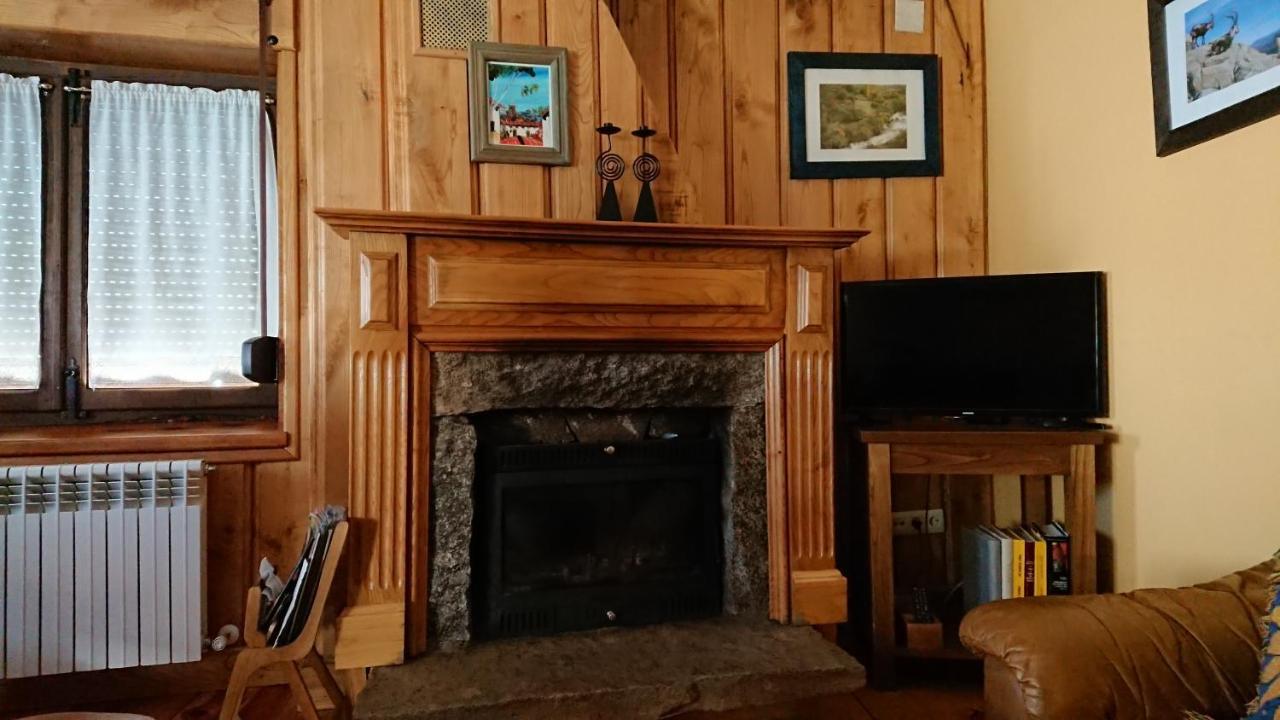 Artesano I Y III Guest House Navarredonda de Gredos Bagian luar foto